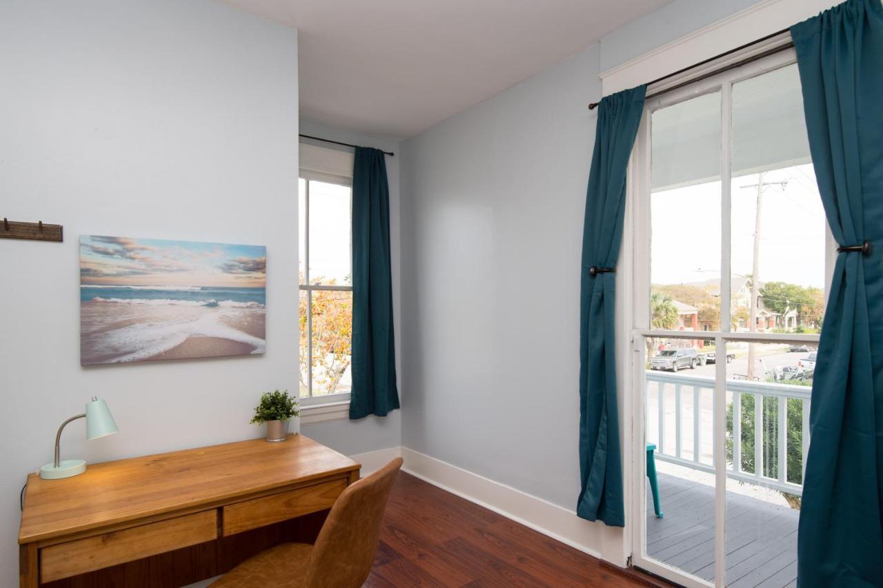 Beautiful Two-Story In Central Galveston, Short Walk To Beach, Near Downtown! | Seas The Breeze Villa Exterior foto