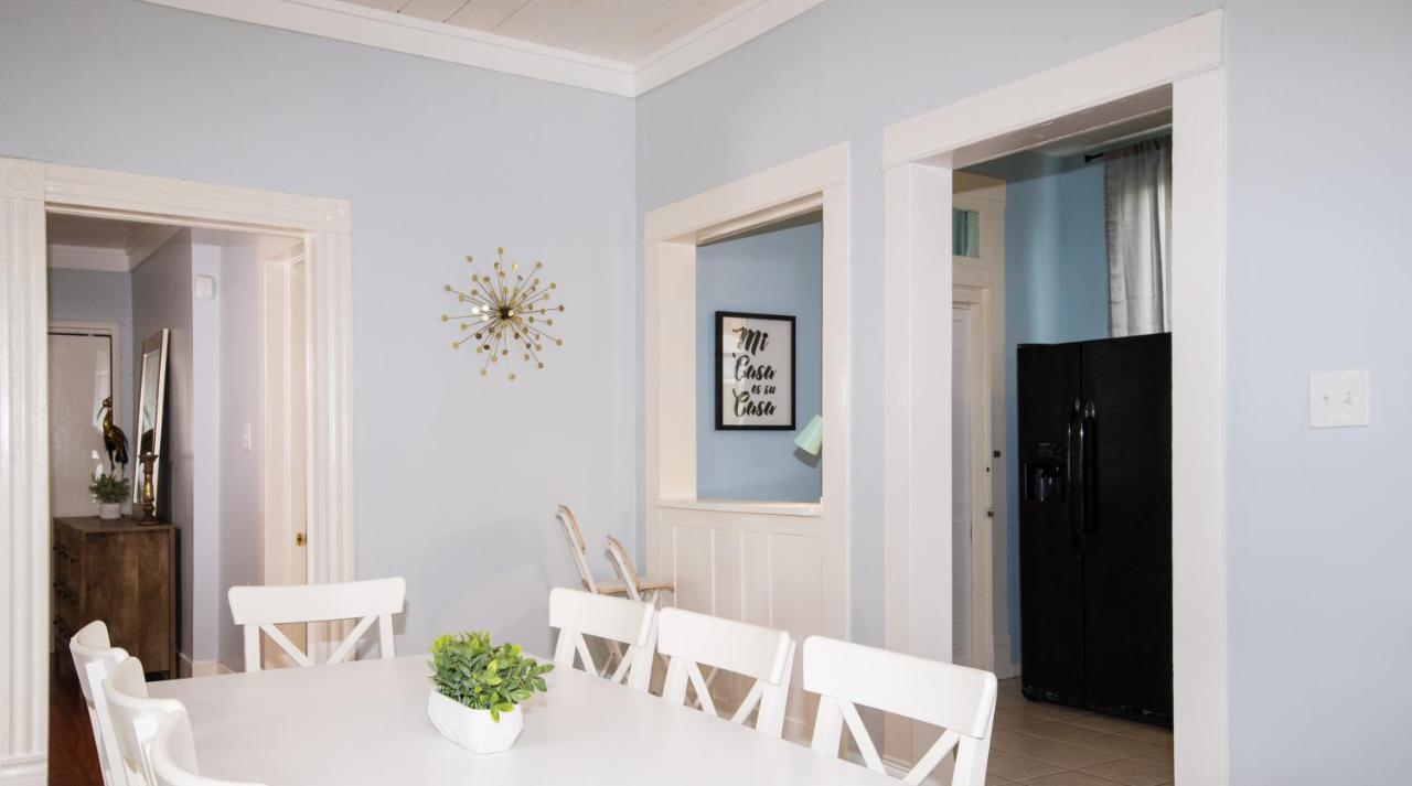 Beautiful Two-Story In Central Galveston, Short Walk To Beach, Near Downtown! | Seas The Breeze Villa Exterior foto